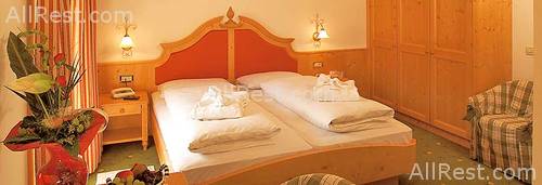 Sporthotel Floralpina 9